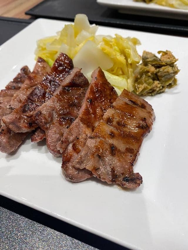 すてーきはうす 伊勢屋 牛たん通り店 - サブ画像3