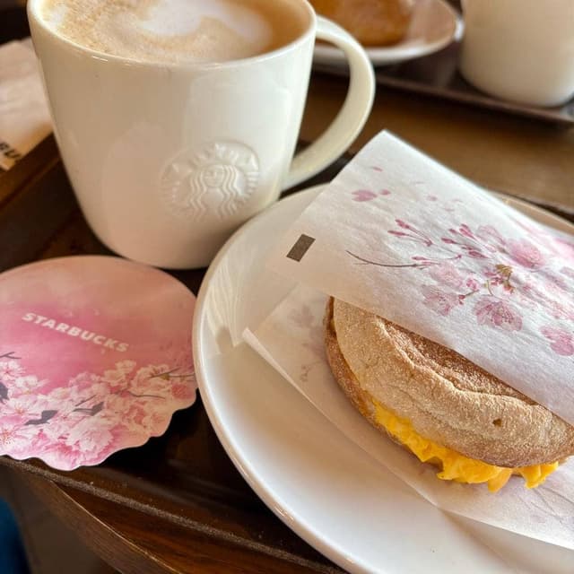 スターバックス コーヒー 覚王山店 - サブ画像1
