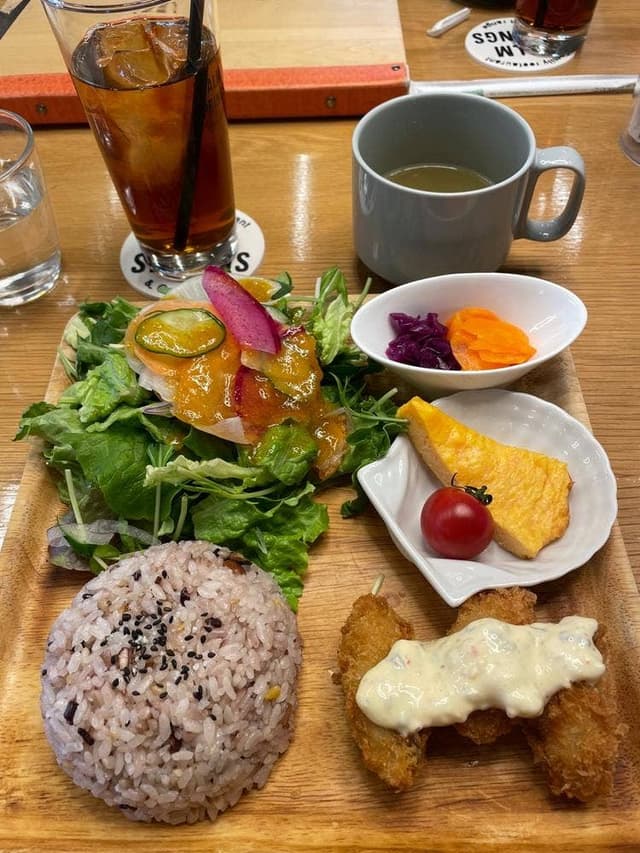 PALM SPRINGS Family restaurant & Golf range - サブ画像1