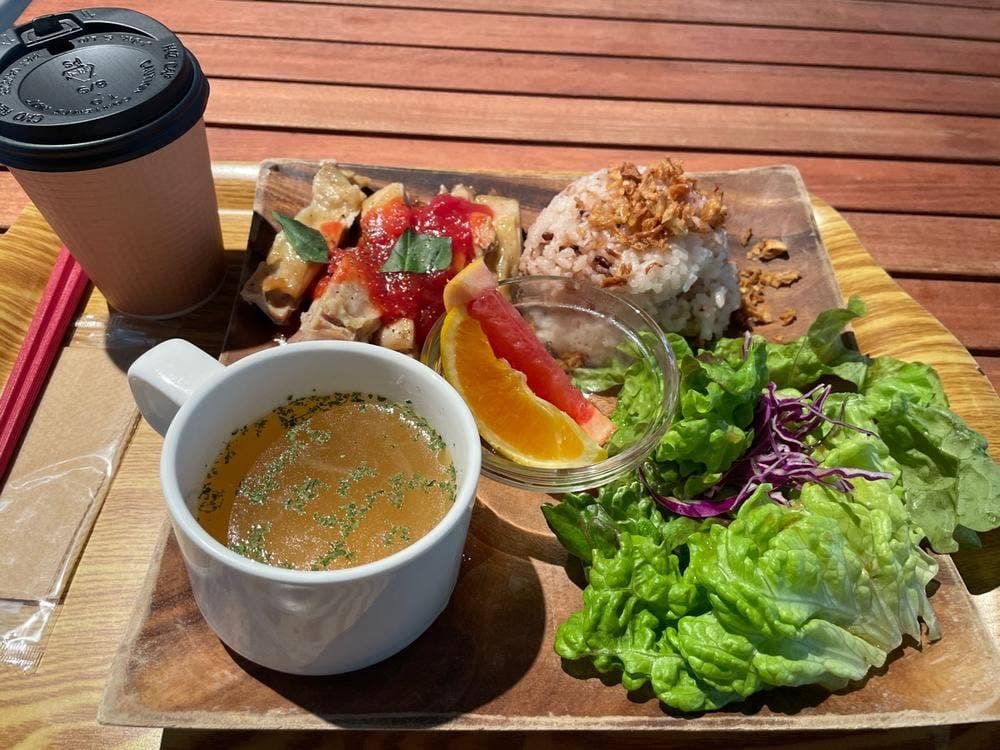 WHAT CAFE