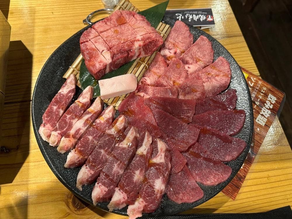 焼肉えいと
