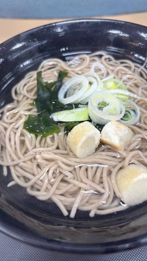 名代 富士そば 明治通り店 - サブ画像1