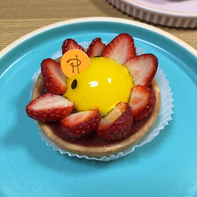 ピエール・エルメ・パリ 日本橋三越 - サブ画像1