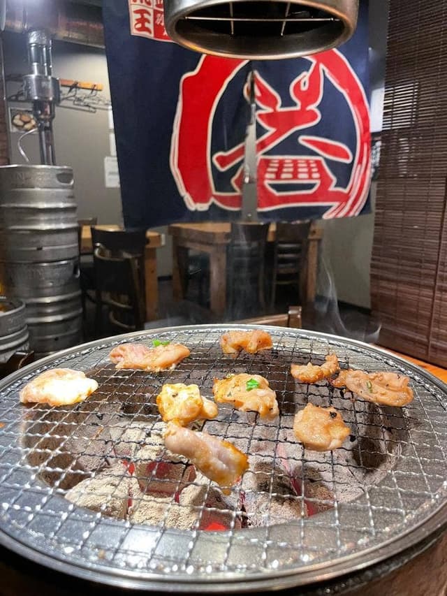 七輪鳥焼肉 ますらお - サブ画像1