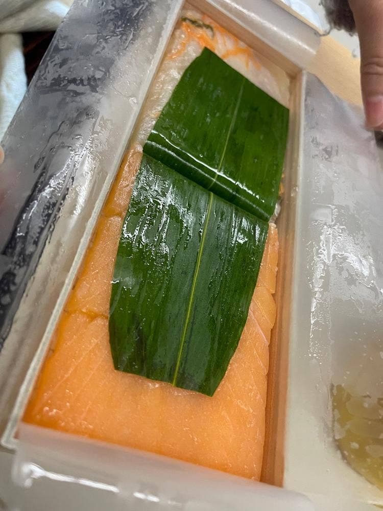 ますのすし本舗 源 富山新幹線ホーム上り売店