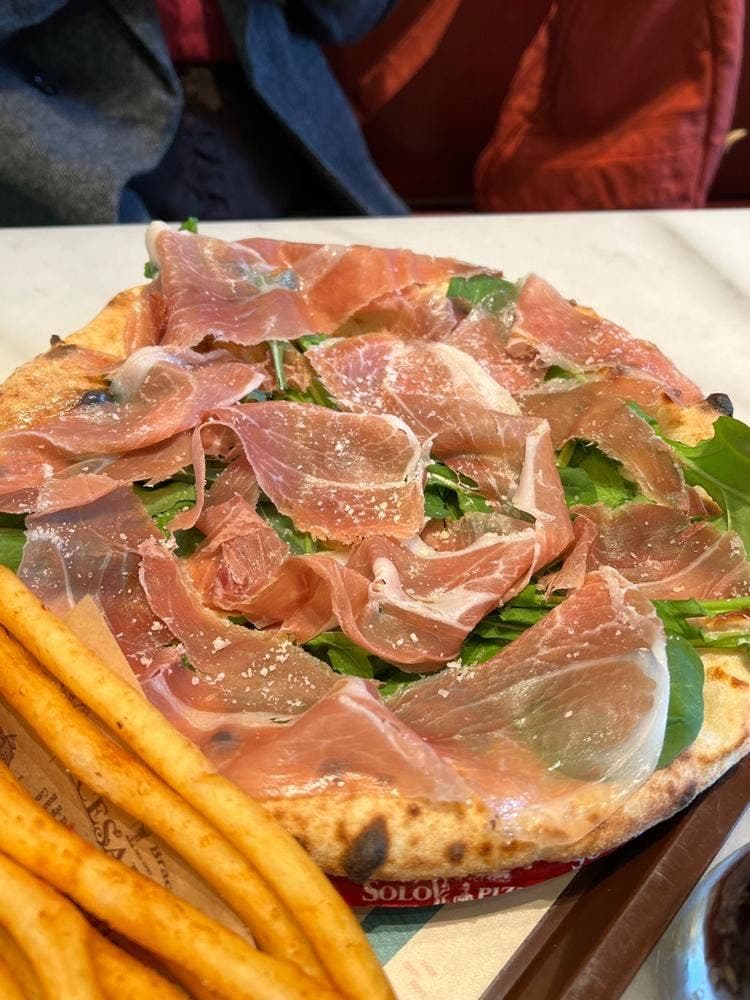 SOLO PIZZA Napoletana 名古屋駅店