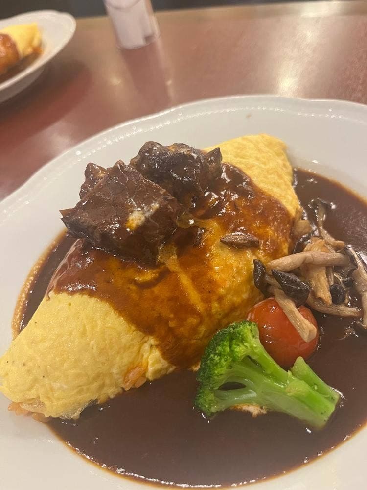 ロイヤルホスト 三篠店