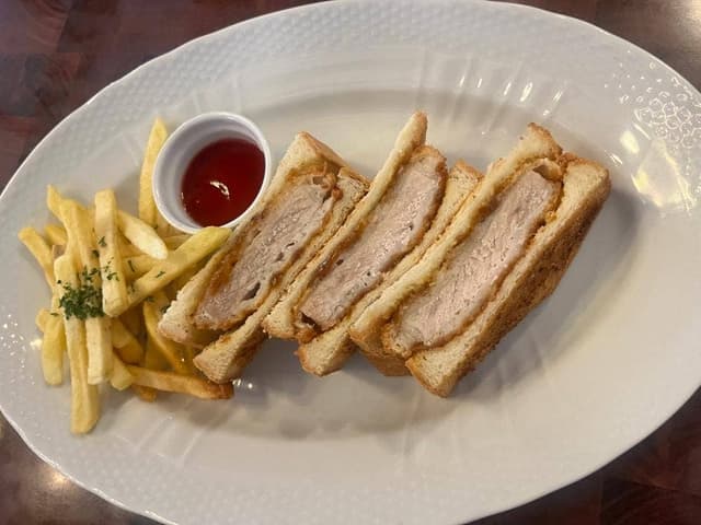 星乃珈琲店 横須賀店 - サブ画像1
