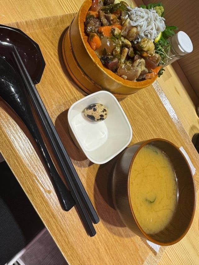 牡蠣と海鮮丼 ふぃっしゃーまん亭 - サブ画像3