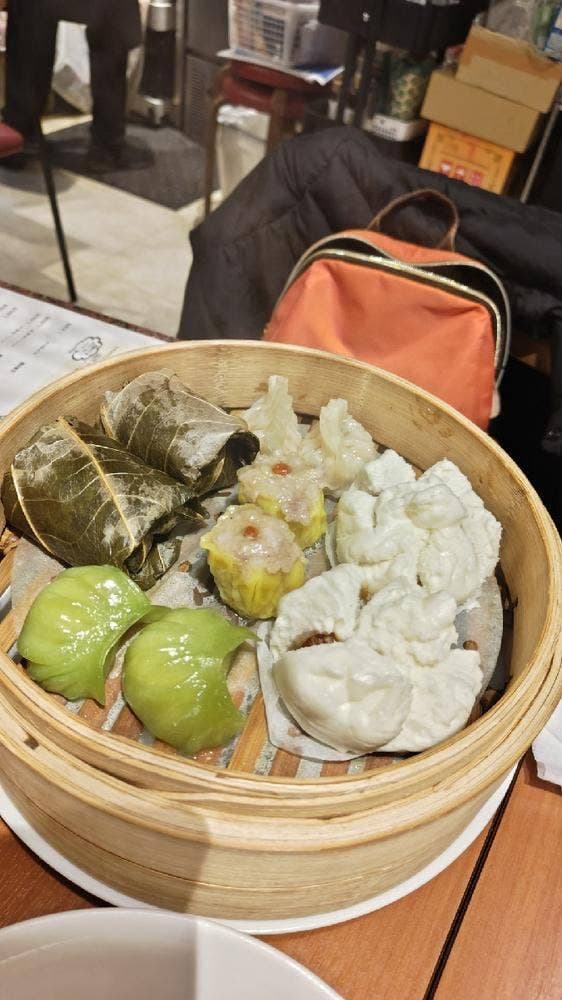 港式カフェレストラン 群愛茶餐廳 - サブ画像1