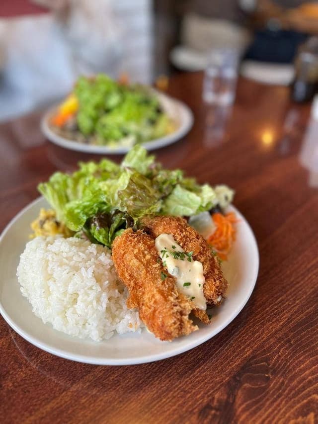 LOCAL RESTAURANT HUT - サブ画像3