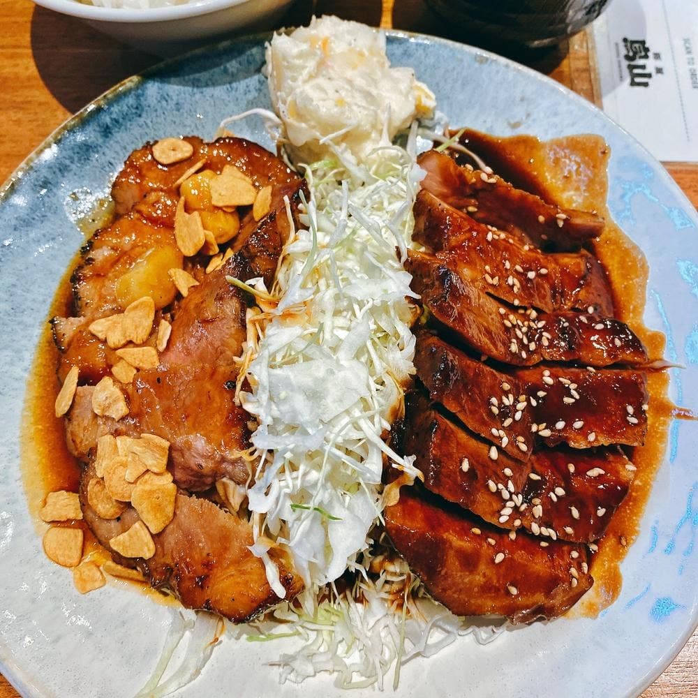 豚屋鳥山 鎌倉店