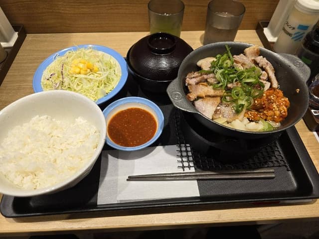 松屋 新宿西口店 - サブ画像1