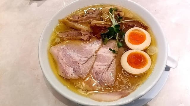 手打 親鶏中華そば 綾川 静岡インター店 - サブ画像1