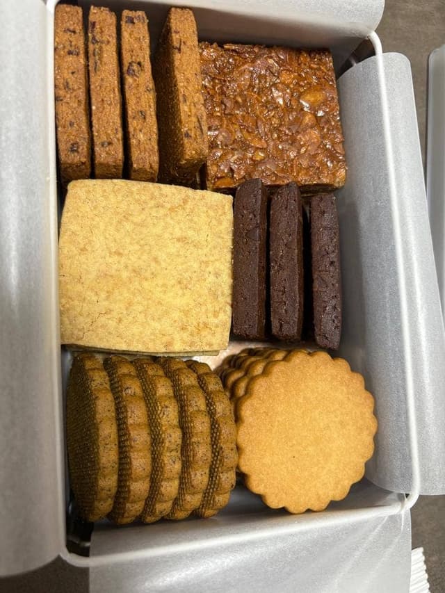 シヅカ洋菓子店 自然菓子研究所 三田本店 - サブ画像3