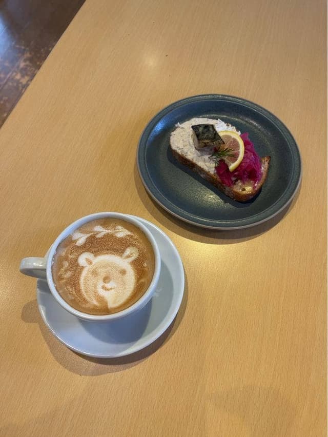 ひぐらしベーカリー 北区立中央図書館店 - サブ画像1