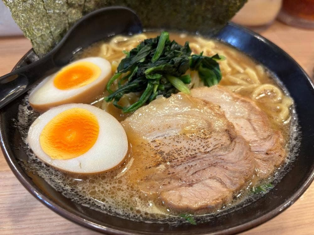 横浜家系ラーメン 春樹 曳舟店