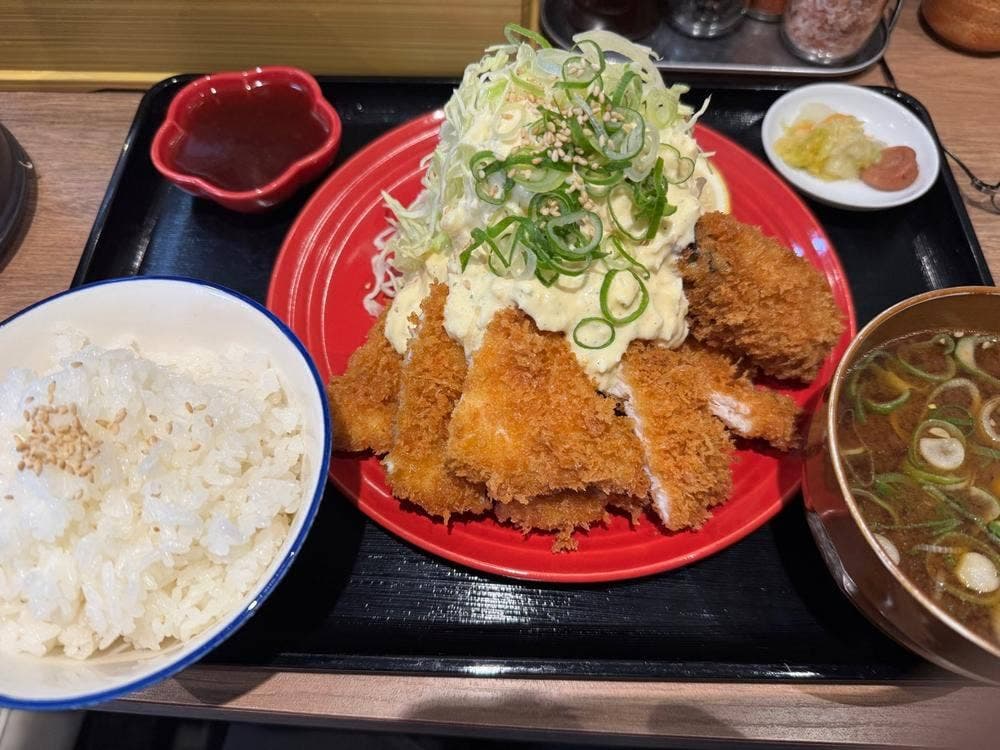 とりかつ たるたる 金いろ