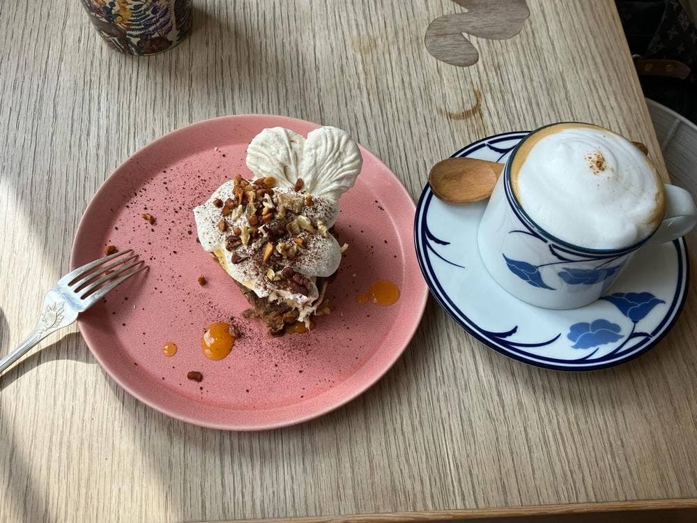 モモカフェ