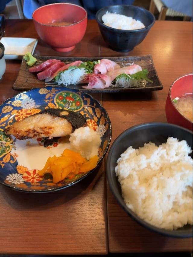 魚の旨い店 池袋店 - サブ画像1