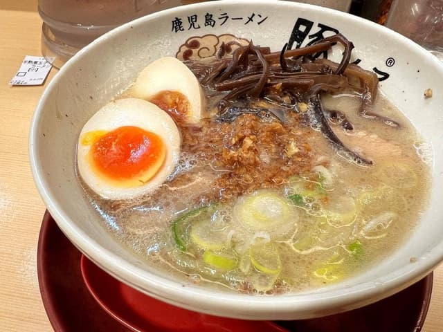 鹿児島ラーメン豚とろ 天文館本店 - サブ画像1