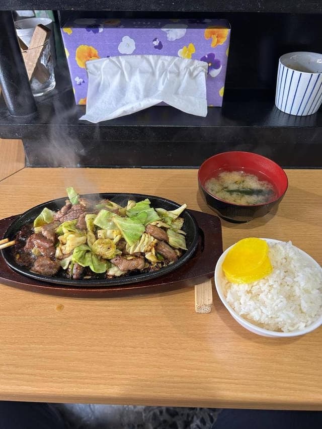 鉄板焼肉 大当り 北千住店 - サブ画像1