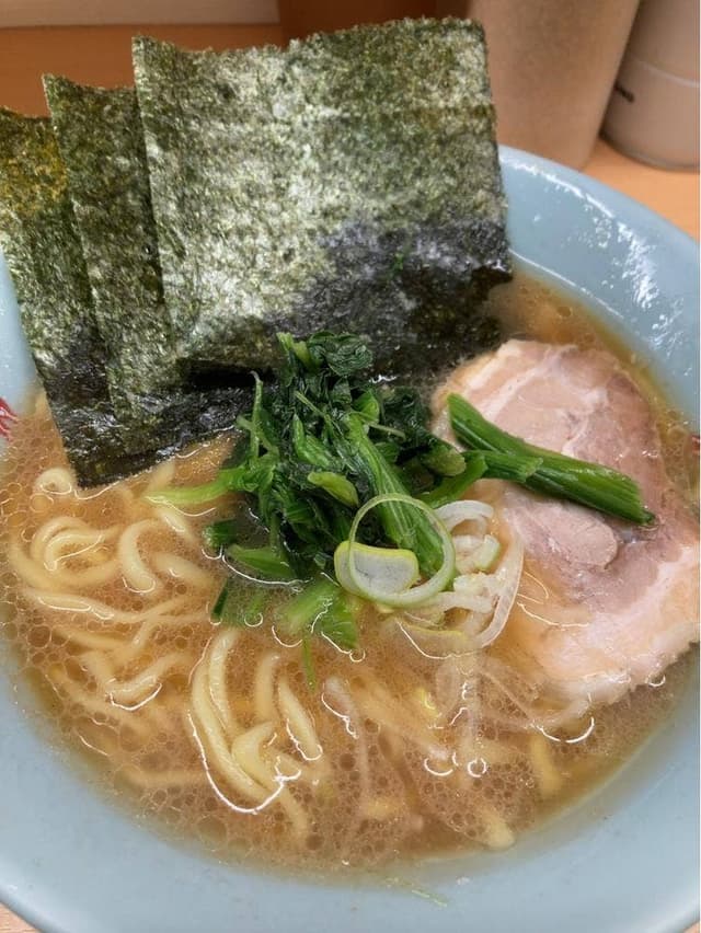 横浜ラーメン 町田家 新宿南口店 - サブ画像1