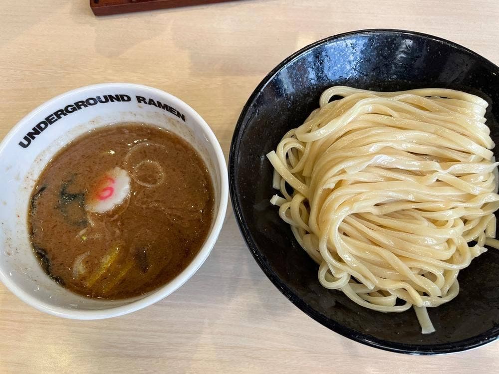 UNDER GROUND RAMEN 頑者 コクーン新都心店