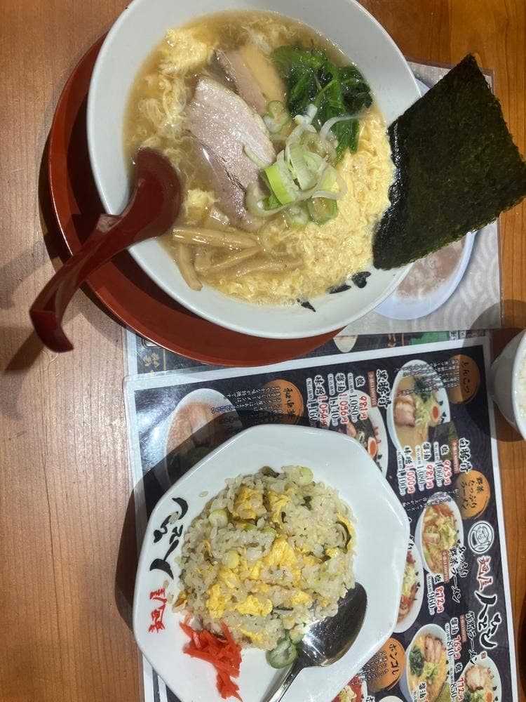 麺屋 人とひと イオンモール白山店