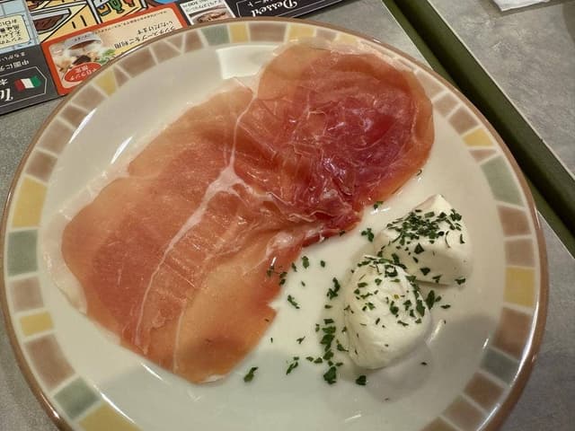 サイゼリヤ 島忠ホームズ川崎大師店 - サブ画像1