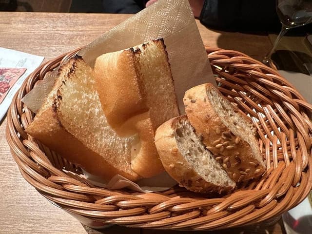ワインの酒場。ディプント 神田店 - サブ画像1