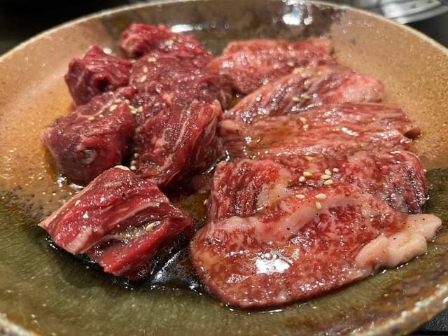 炭火焼肉 泉樹 - サブ画像1