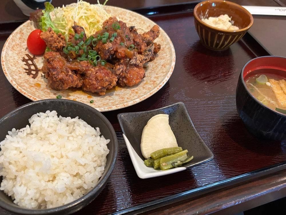 つむぎ亭。