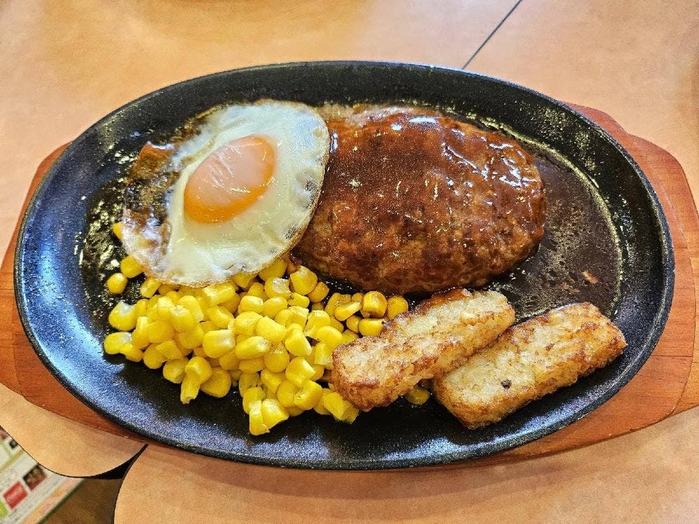 サイゼリヤ イオンモールとなみ店