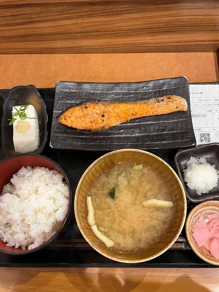 しんぱち食堂 大須観音駅前店