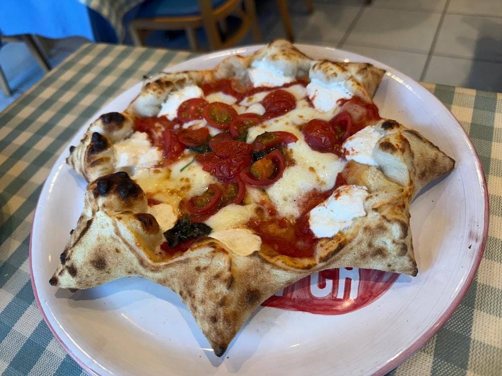 ナポリスタカ 神谷町店