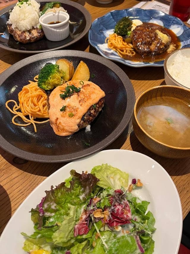 山本のハンバーグ 自由が丘 - サブ画像1