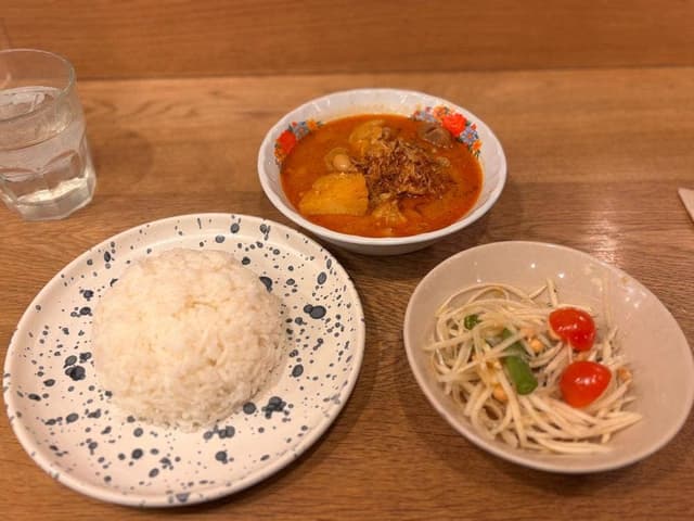 ソムタムダー 虎ノ門店 - サブ画像1