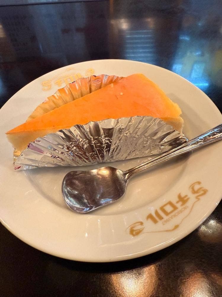 チーズケーキのチロル 大通店