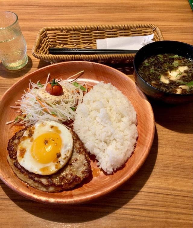 びっくりドンキー 千歳店 - サブ画像1