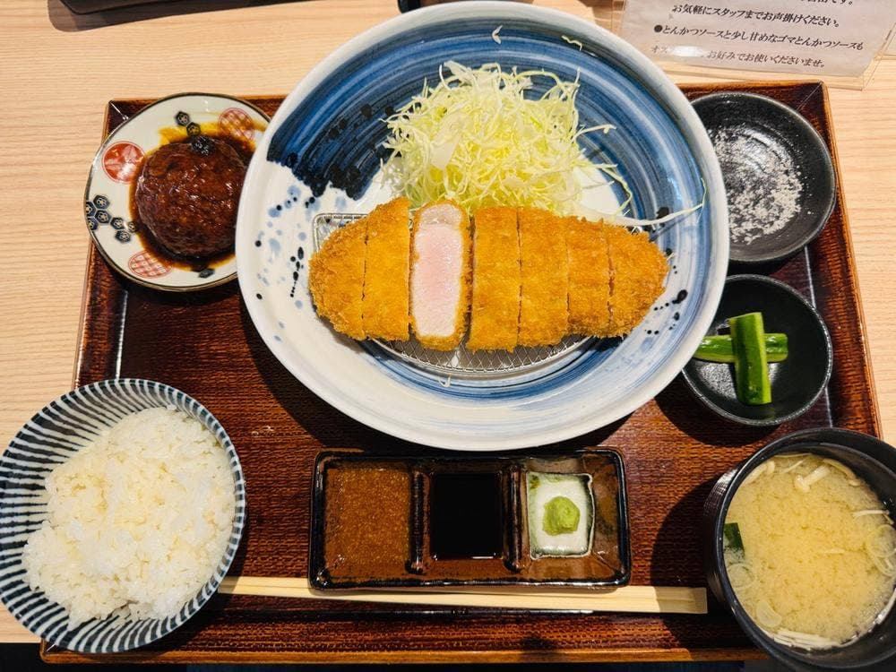 豚専門店×個室居酒屋 ぶた福チャコール