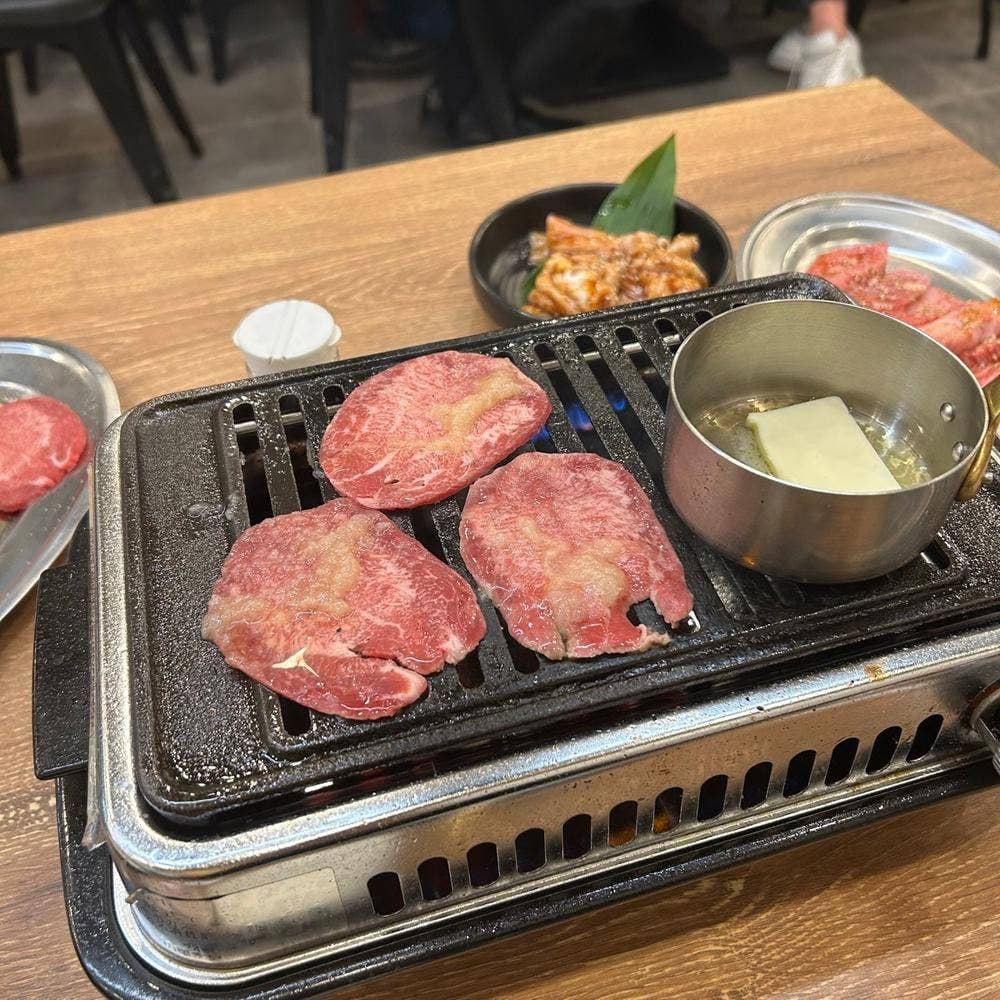 焼肉 はぐれ雲 なんば店