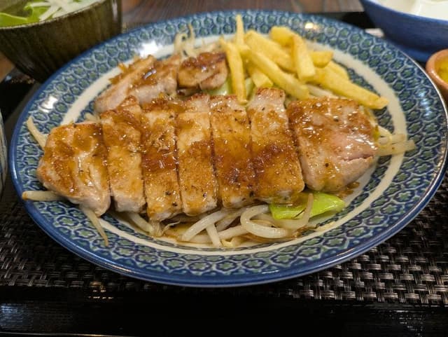 ごはんもん末吉 - サブ画像1