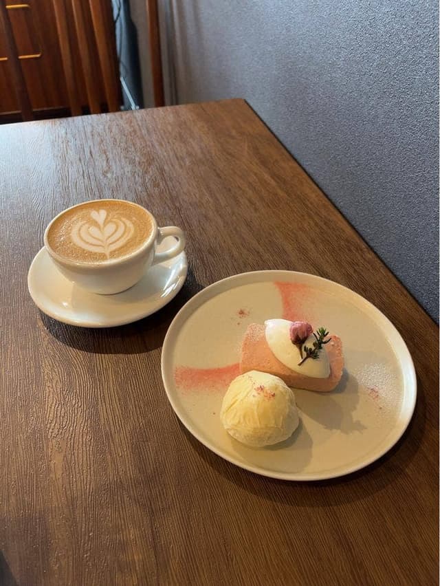 CAFE ZUKKE - サブ画像1