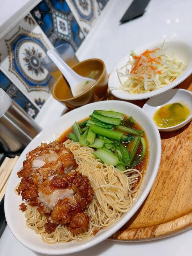 シンガポール海南鶏飯 日本橋三井タワー店 - サブ画像2