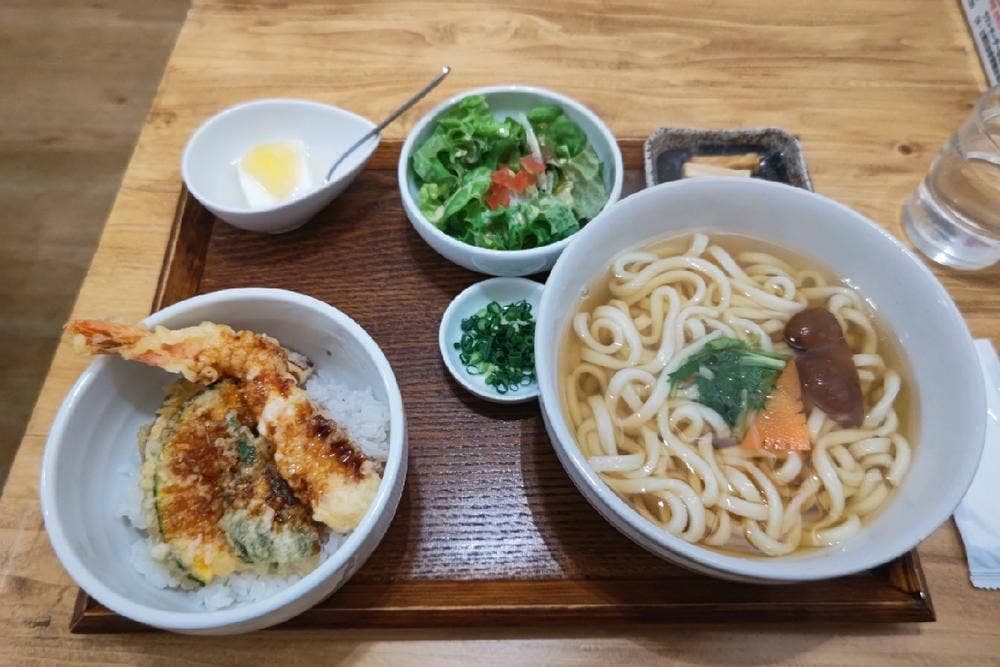 うどん 土間