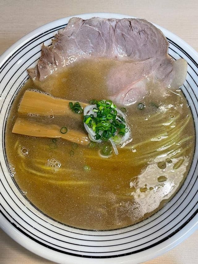 煮干しらぁめん 猫トラ亭 - サブ画像1