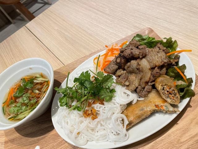 バインミーシンチャオ 大久保店 - サブ画像1