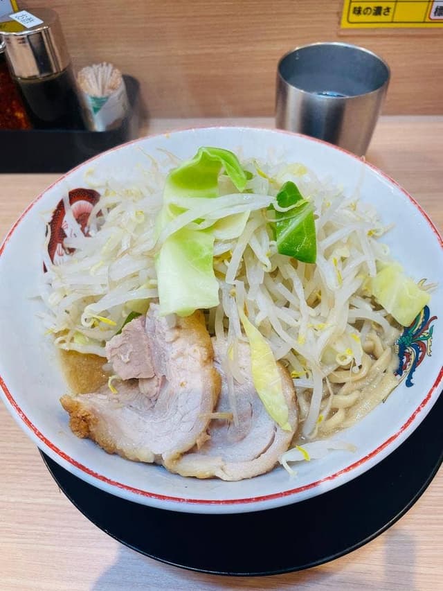 ラーメン豚山 高田馬場店 - サブ画像1