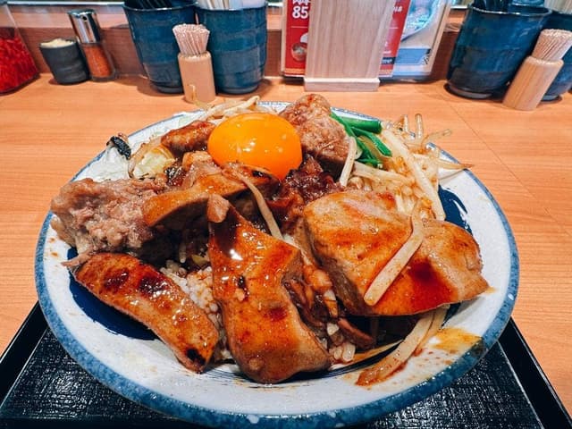 肉めし岡もと 十日市場店 - サブ画像2